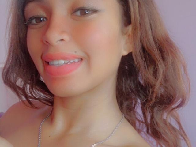 AshleyJoh - Live porn &amp; sex cam - 26316365