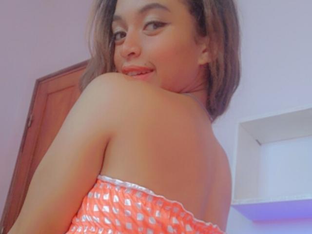 AshleyJoh - Camera khiêu dâm &amp; quyến rũ trực tiếp - 26316381