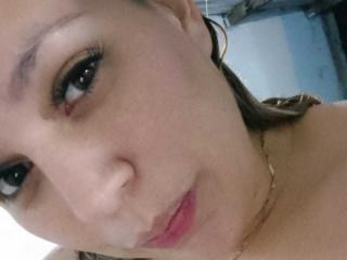 ZaharaBennet - Live porn &amp; sex cam - 26317405