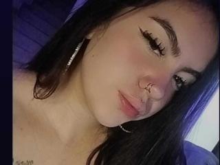 ZoeQuinn - Live porn &amp; sex cam - 26317929