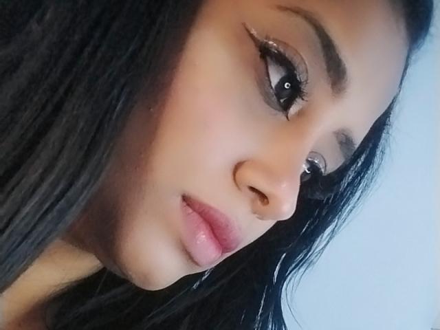 MariaCatalina - Live porn &amp; sex cam - 26322397