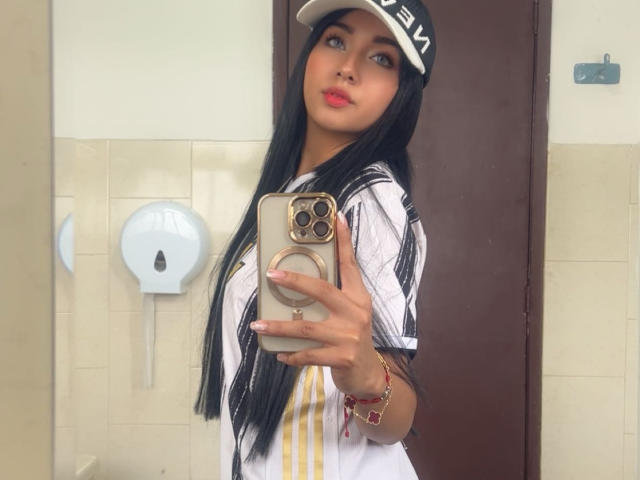 LillyTaylor - פורנו בשידור חי ומצלמת סקס - 26323309