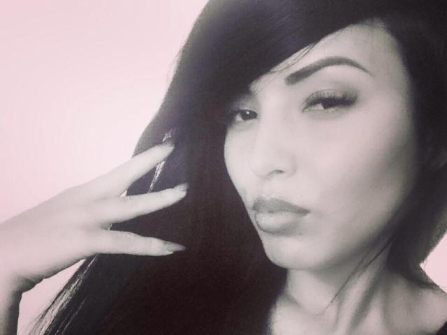 GlowsPassion - Sexe cam en vivo - 2632450