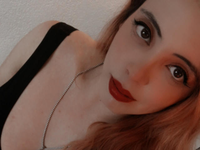 Rosalinnes - Live porn &amp; sex cam - 26330601