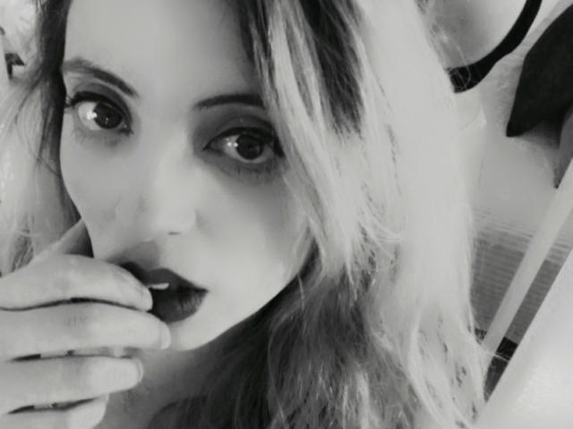 Rosalinnes - Sexe cam en vivo - 26330717