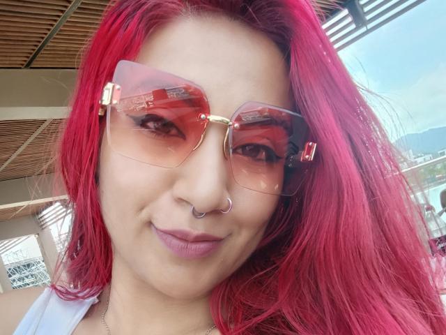 LarissaMiller - Live porn &amp; sex cam - 26330889