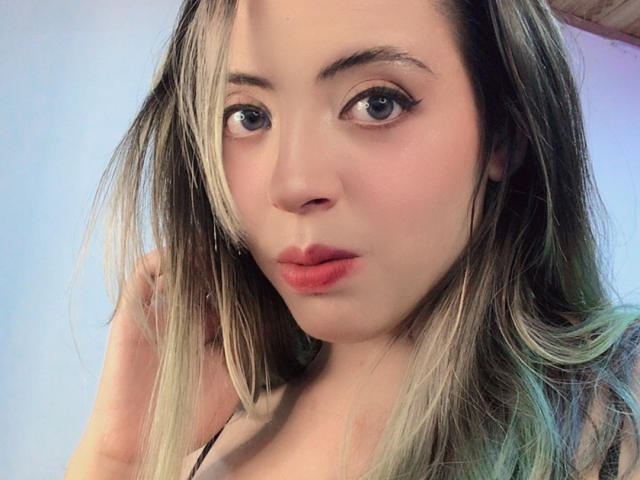 Rosalinnes - Sexe cam en vivo - 26331237