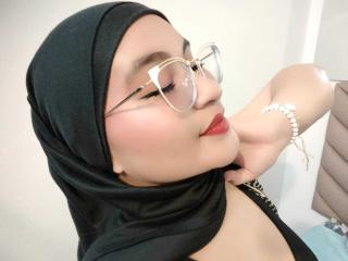 HelueJamil - Live Sex Cam - 26335165