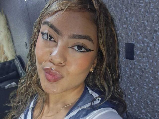 AmelieDuvall - Live sex cam - 26341537