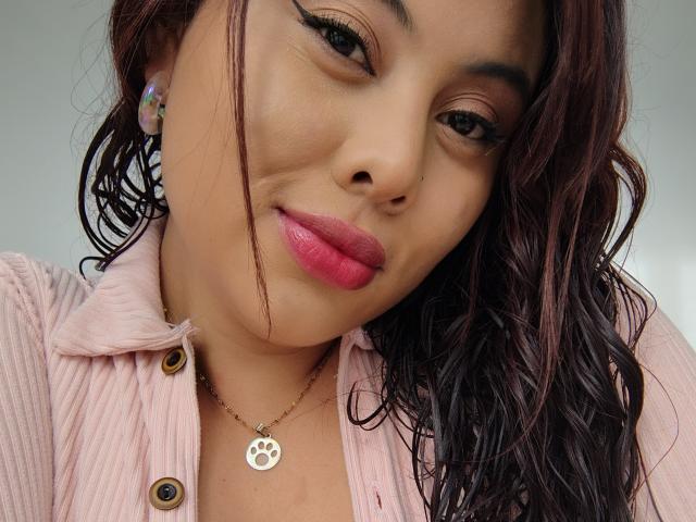 NoemiThornee - Live porn &amp; sex cam - 26346409