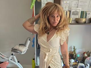 ZoeRubia-hot - Sexe cam en vivo - 26354677