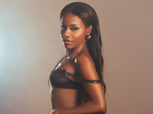 MiaHopson - сексуальная веб-камера в реальном времени - 26360261