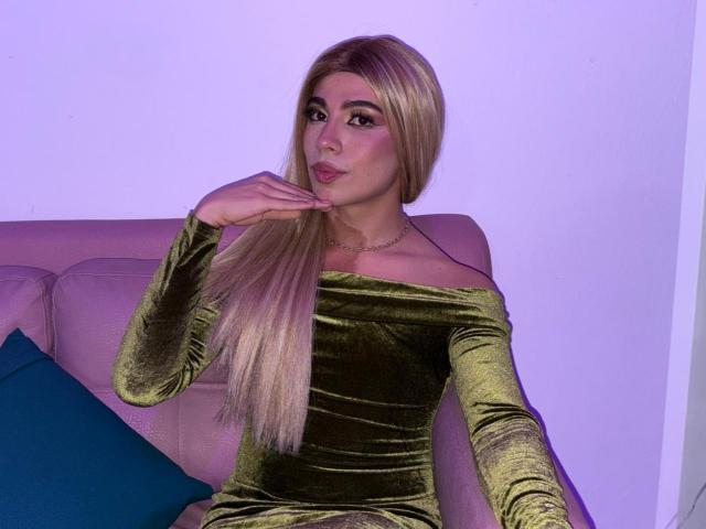 LiaColin - Live sex cam - 26361001