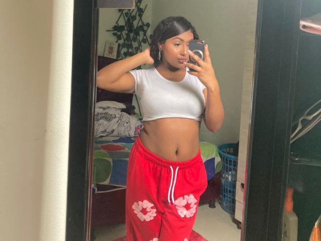 AmberQueeny - Live sex cam - 26361437