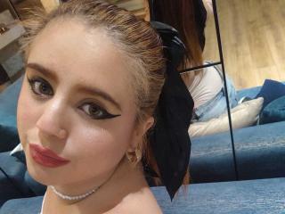 StephanieMoretti - Live porn &amp; sex cam - 26365661