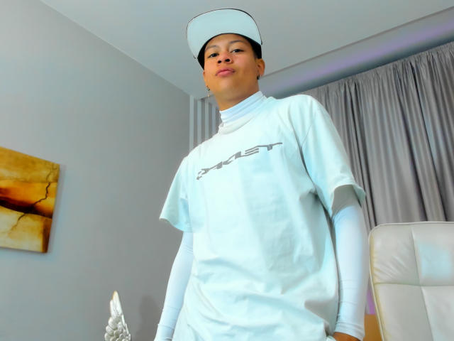 JonasEscalante - Live sex cam - 26367529