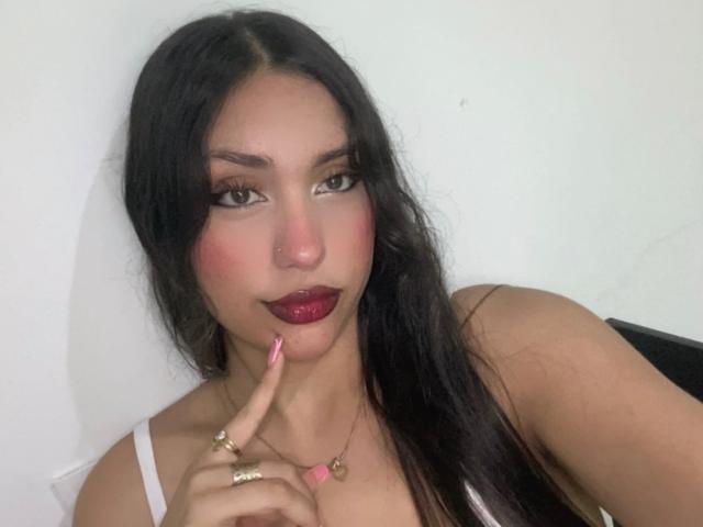 EmmaRubis - Porno na żywo i seks kamera - 26367565