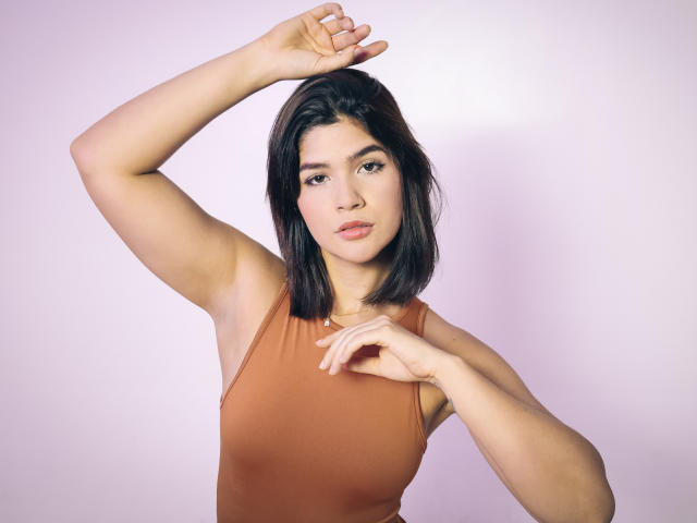 ScarlletZhen - Live porn &amp; sex cam - 26367569