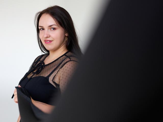 IsabelBlackberry - Live porn &amp; sex cam - 26376689