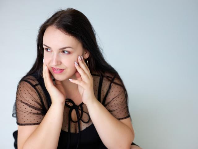 IsabelBlackberry - Camera khiêu dâm &amp; quyến rũ trực tiếp - 26376709