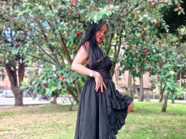 LailaCastillo - Live sex cam - 26383737