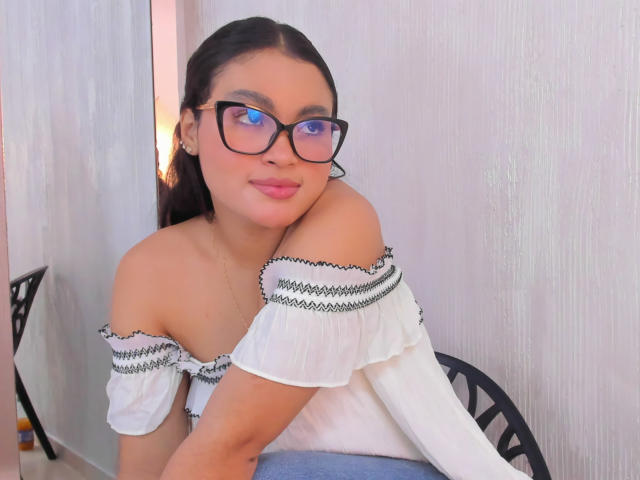 MiiaPalmer - Live porn &amp; sex cam - 26385113