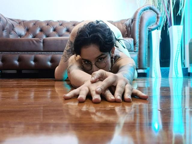 GiaMoretii - Sexe cam en vivo - 26387137