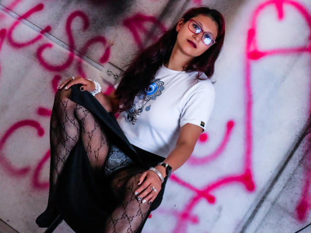 VictoriaSuper - Live porn &amp; sex cam - 26387713