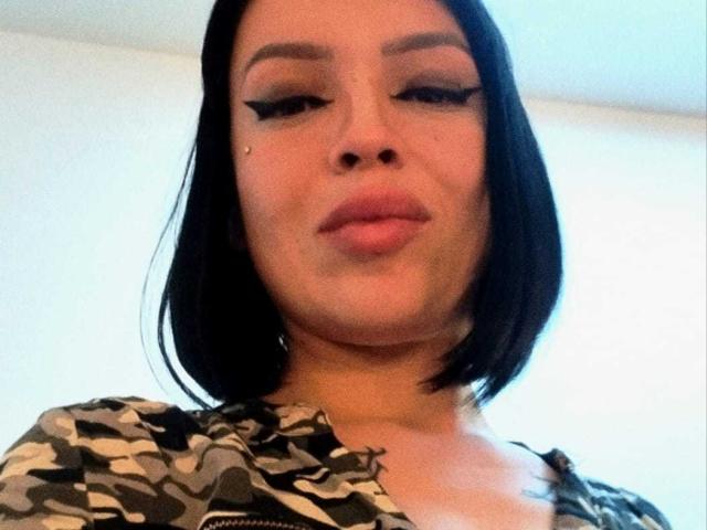 VeroHands - Live porn &amp; sex cam - 26388253