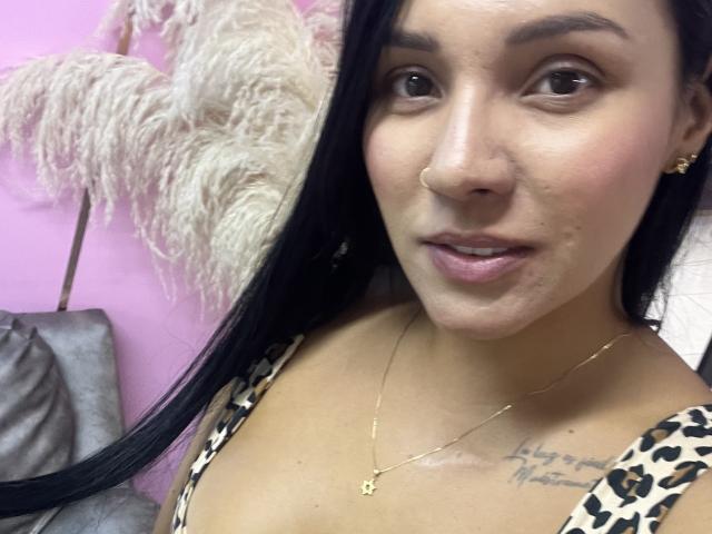 YessiJaymes - Live sex cam - 26388505