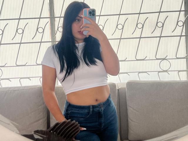 KateWelsin - Live Sex Cam - 26393357