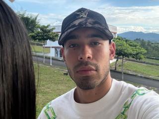 ZoeAndJames - Live sex cam - 26398257