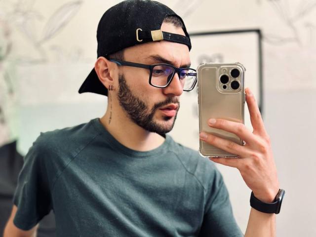 JakeMagnus - Live porn &amp; sex cam - 26401153