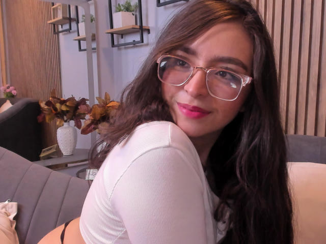 EvaMcAllister - Live porn &amp; sex cam - 26401953