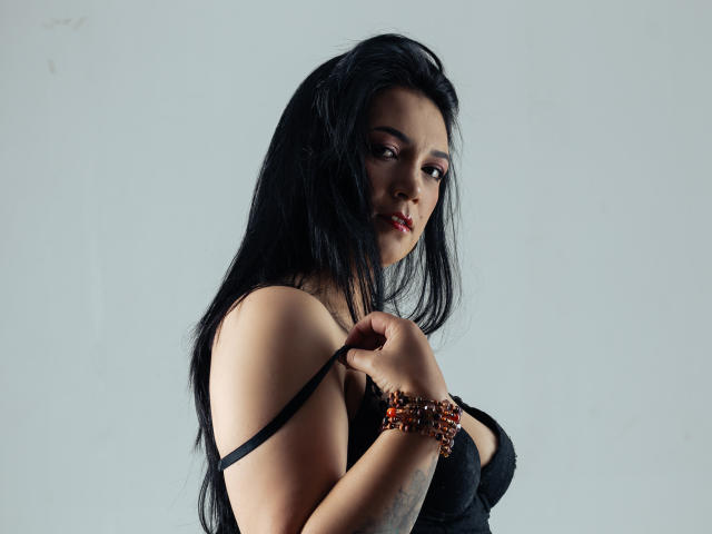 DaniaCarther - Live sex cam - 26404553