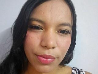 KittyLoves - Live sex cam - 26406089