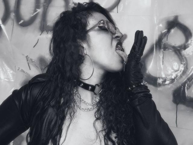 Mirandaz - Live sexe cam - 26410405