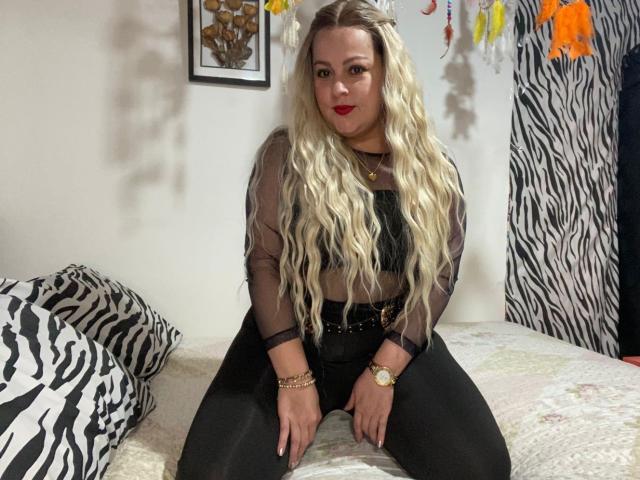 SamanthaGold - 라이브 포르노 &amp; 섹스 캠 - 26411193