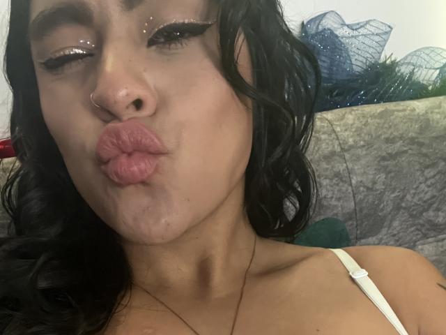 StellaBeckker - פורנו בשידור חי ומצלמת סקס - 26413429