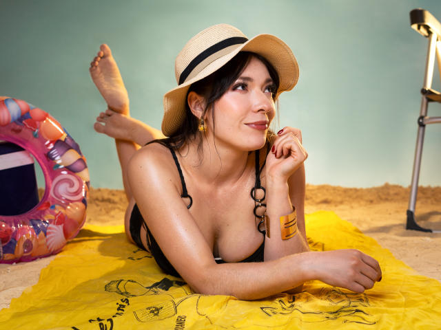 TaniaSanders - Porno na żywo i seks kamera - 26415873