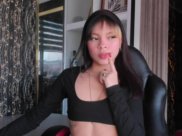 LunaFreya - Live porn &amp; sex cam - 26416993