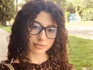 ArianaFoxx - Live porn &amp; sex cam - 26428225