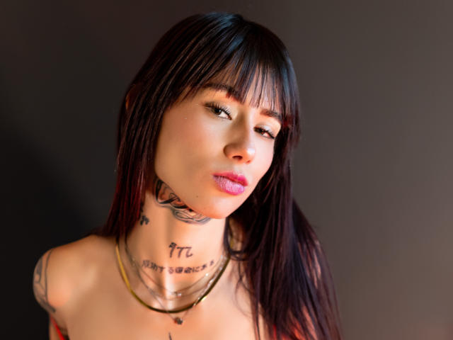 MiaNapoles - Live porn &amp; sex cam - 26429061