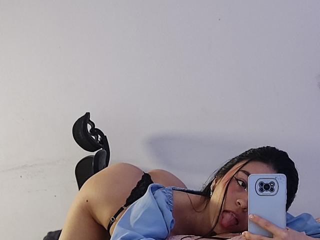CanelleGarces - Live porn &amp; sex cam - 26432817