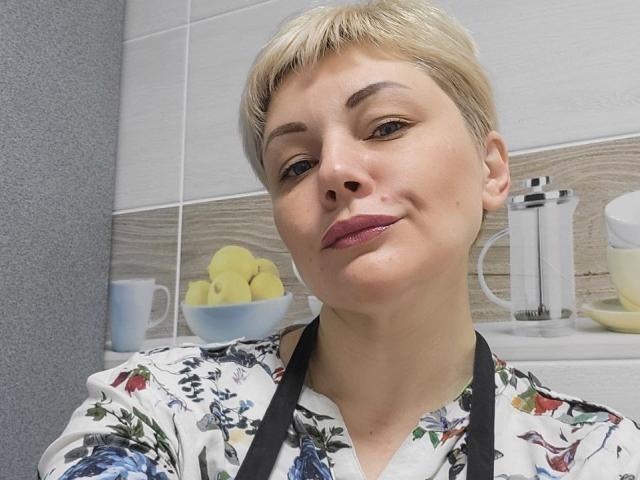 LadyElina - Live porn &amp; sex cam - 26433357