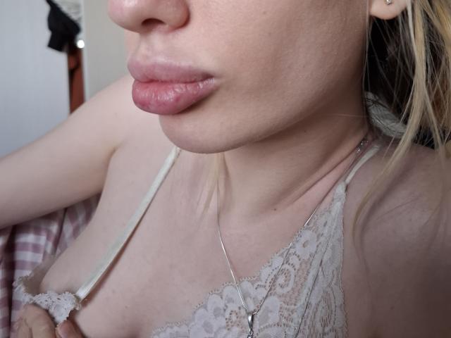 ElzaKomx - פורנו בשידור חי ומצלמת סקס - 26440169