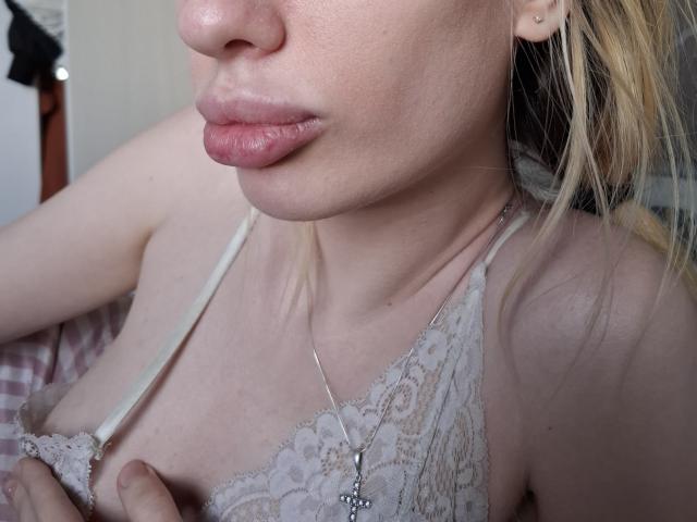 ElzaKomx - ライブポルノ&amp;セックスカム - 26440177