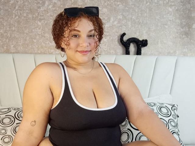 YeraCarey - Live sex cam - 26442169