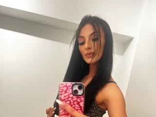 KinkyAmelie - Live Sex Cam - 26444421