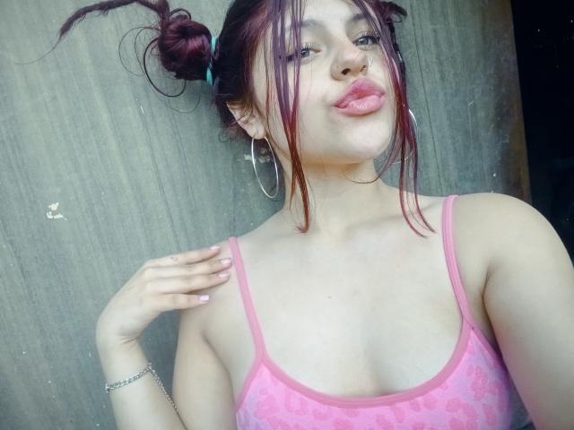 SophieHil - Sexe cam en vivo - 26445381